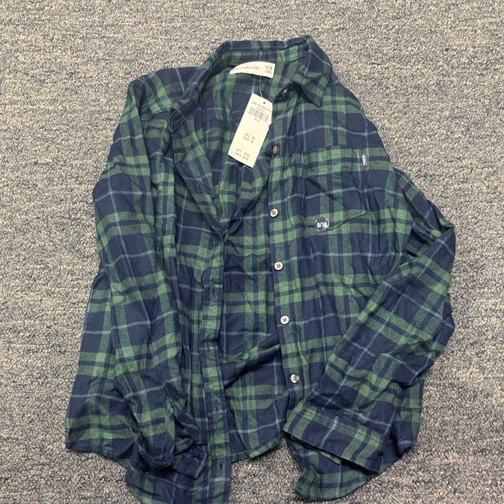 Abercrombie kids  Green & Navy Plaid Button-Up Shirt